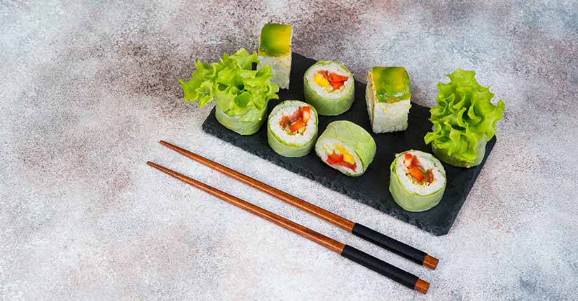 Vegetarian Sushi rolls with lettuce