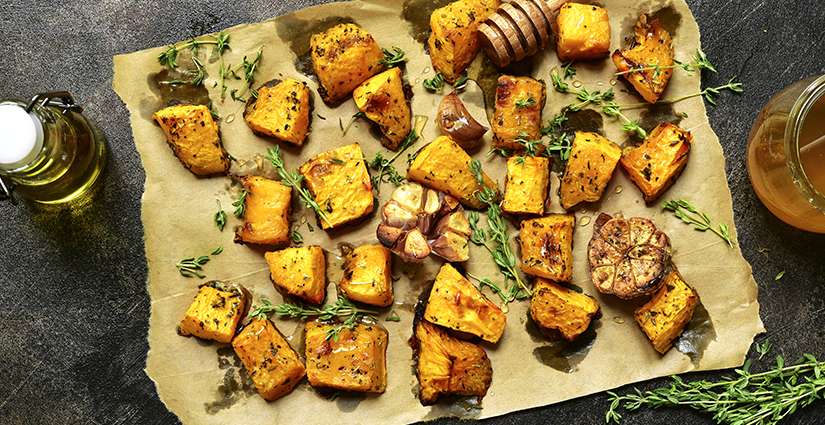 Baked pumpkin with garlic and thyme