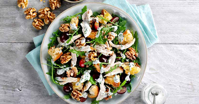 Mediterranean Salad with Walnuts