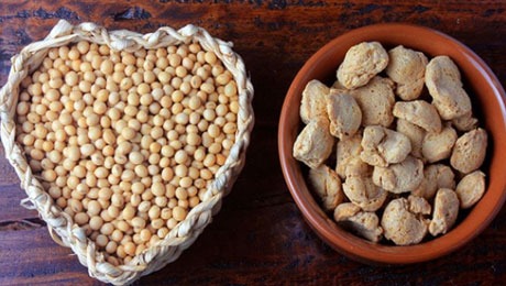 Vegetarian Protein: Is Soy A Healthy Source Of Protein? Nutritionists Explain