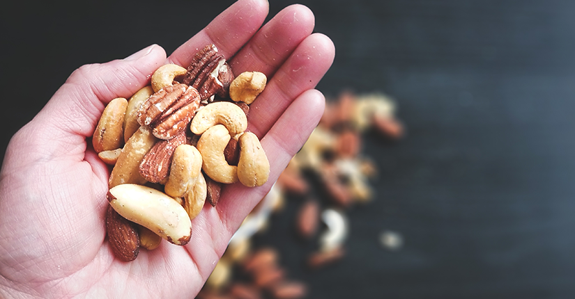 15-DAY HEALTH CHALLENGE FOR BRIDE-TO-BE, DAY 6, POWER YOURSELF UP WITH A HANDFUL OF NUTS:
