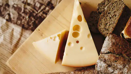 Weight Loss: Which Varieties Of Cheese Are Good For Health? Nutritionist Explains