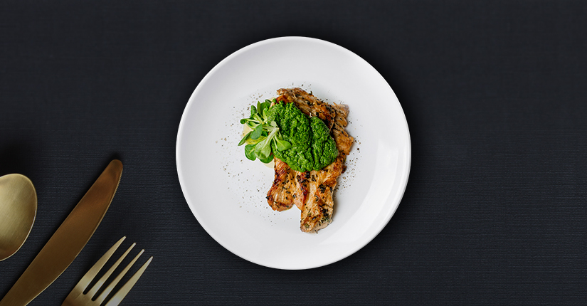 Grilled Chicken with Spinach & Pesto