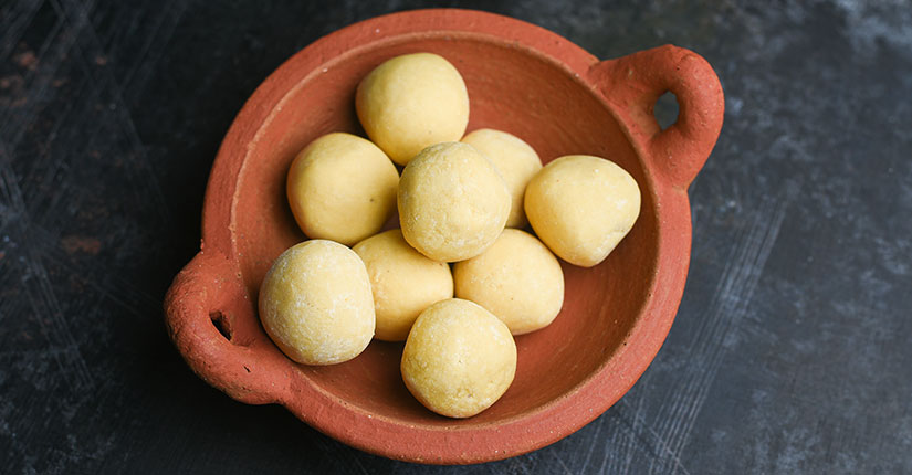 Channa Dal Ladoo