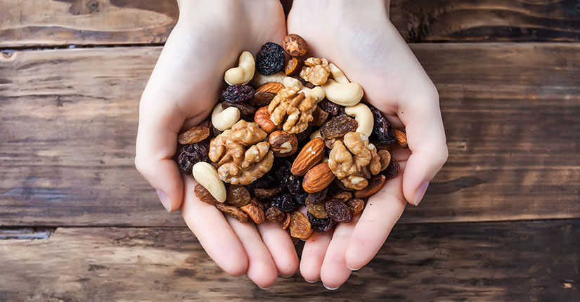 Healthy Mix up: 5 Ways to build your own Trail Mix