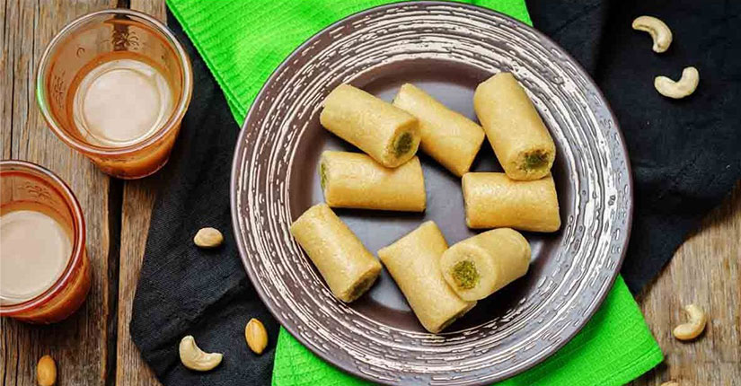 Pistachio & Cashew Roll-ups