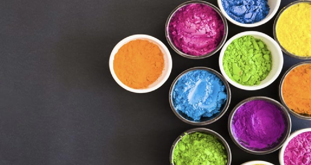 5 Natural ways to make eco and skin friendly colors