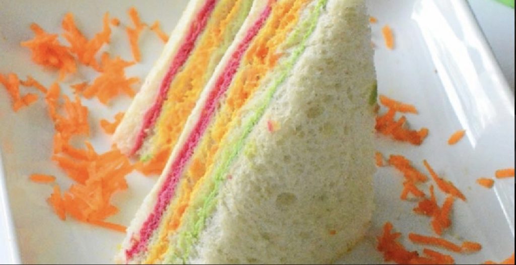 CREAMY RAINBOW SANDWICH