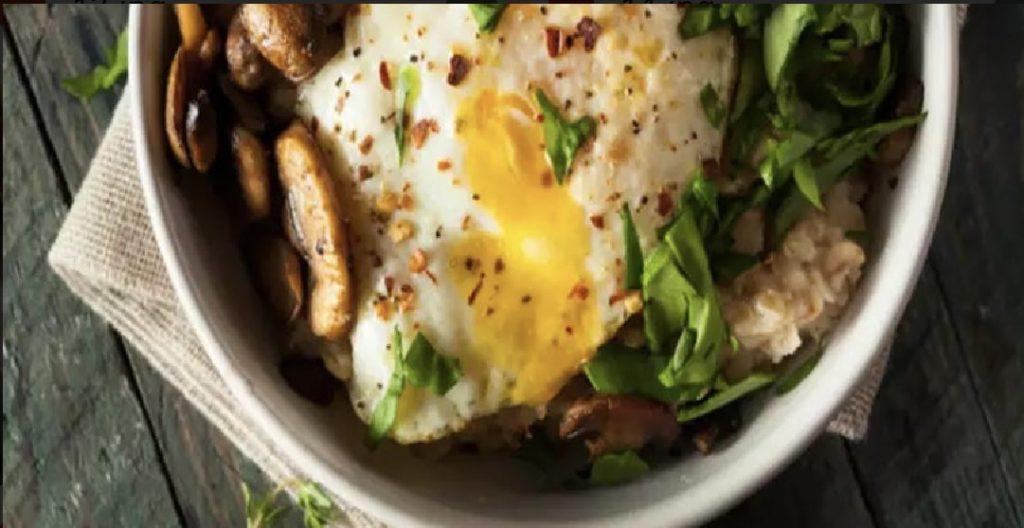 Oatmeal curry with stir fried mushroom