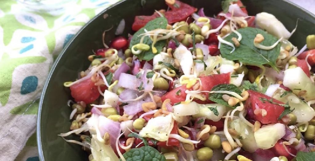 Sprouted methi salad